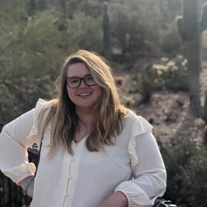 Meet your Posher, Lauren